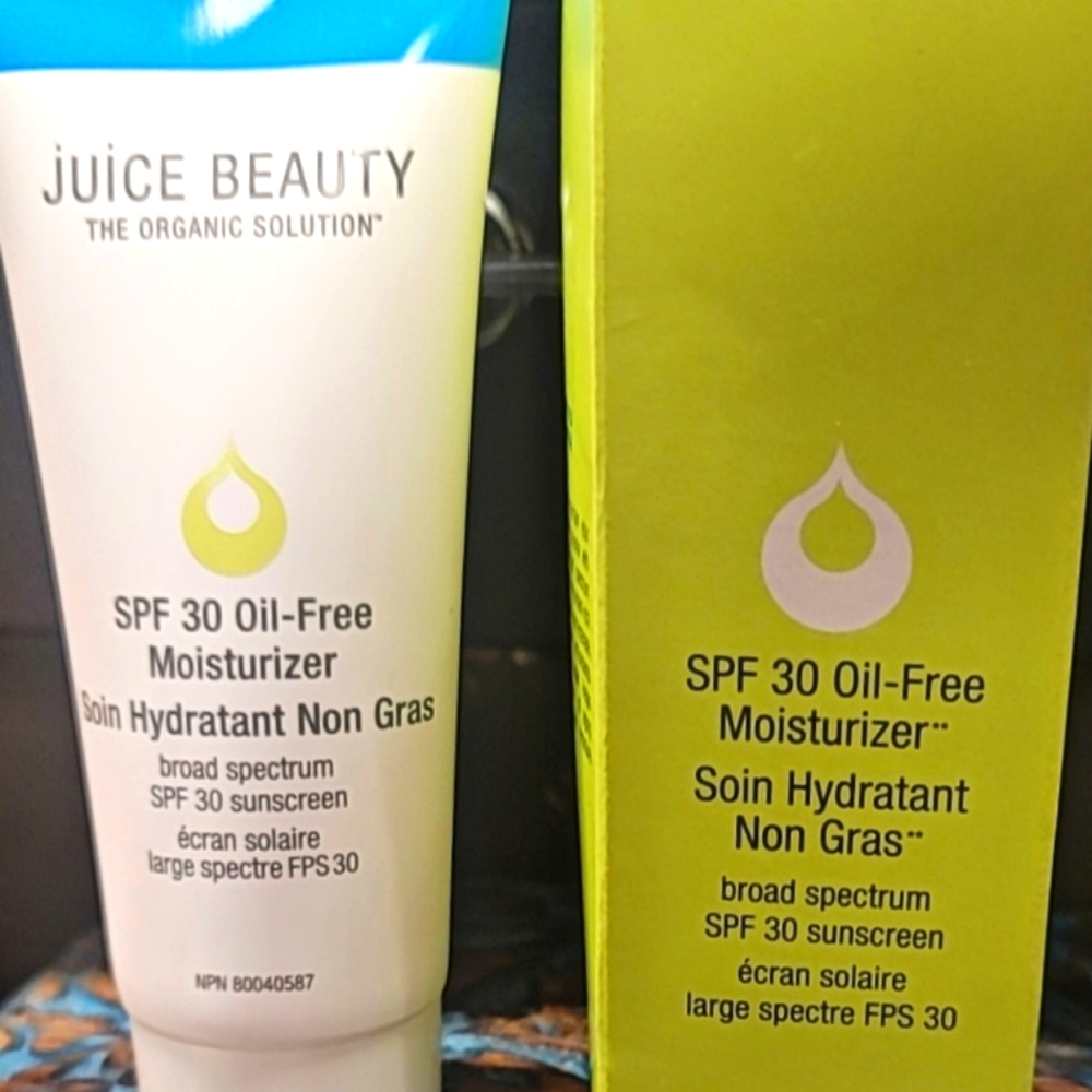 Juice Beauty SPF 30 Oil Free Moisturizer